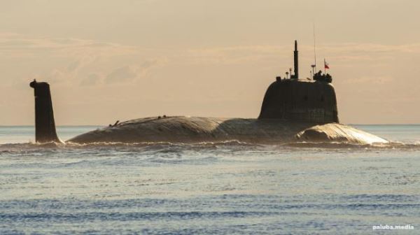 Атомный подводный крейсер "Архангельск" в море