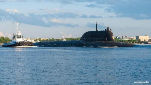 Атомный подводный крейсер «Архангельск» в море